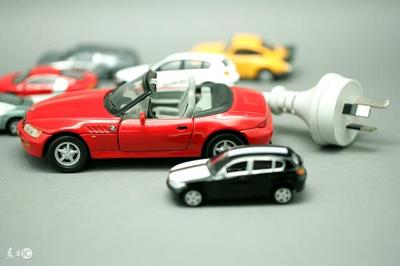 盤點(diǎn)2017汽車出行圈八大關(guān)鍵詞 共享單車陷危局，新零售成黑馬